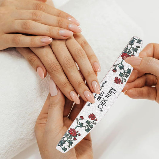 Jolie limes a ongle